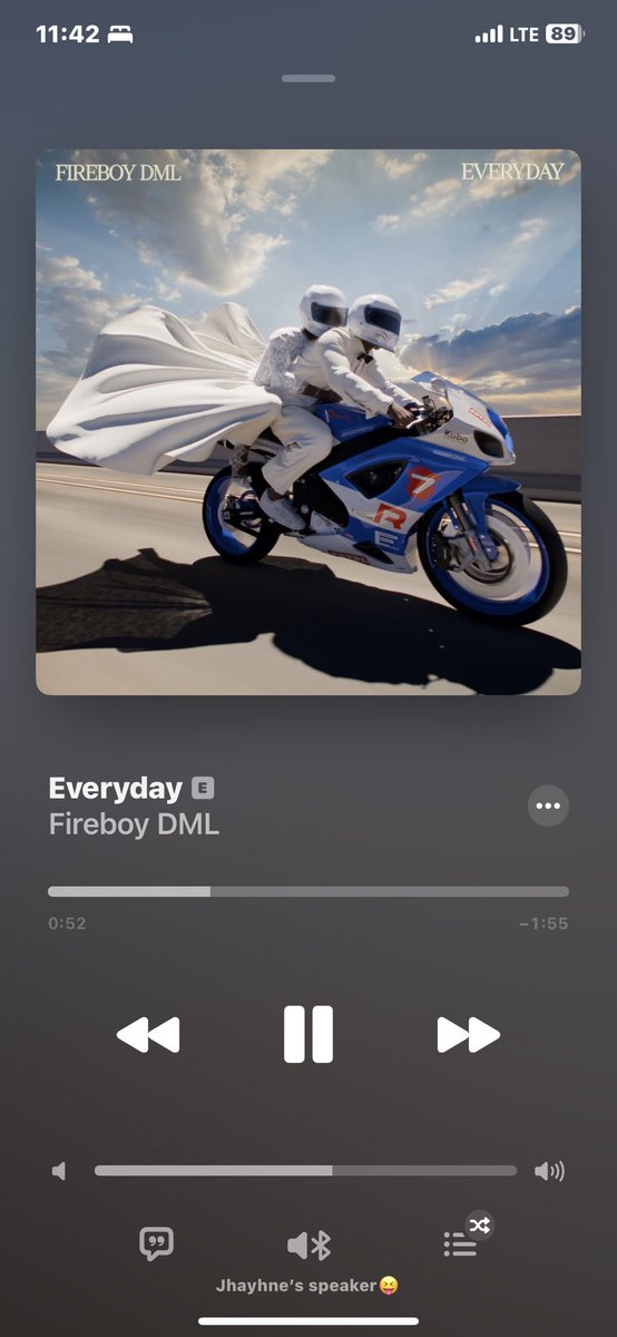 Fireboy just dropped, everyone be quiet😭💜💜