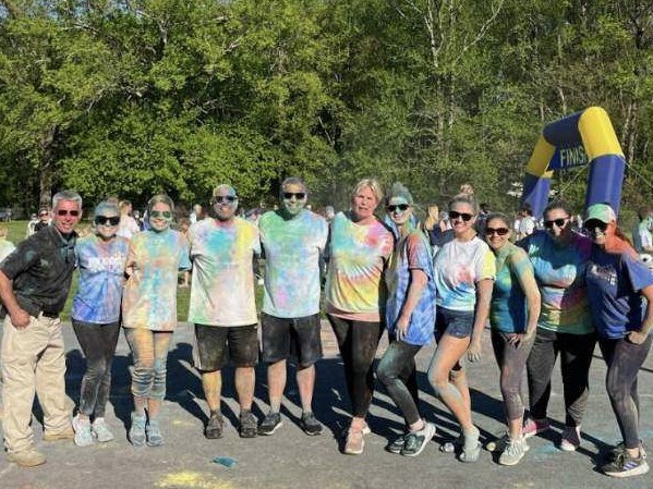 MattFerriMHSN's tweet photo. Thank you PTA for organizing our annual Color Run! The kids really crushed the staff and I with color! So much fun! #ColorRun2024 #NMESpride #MTPSpride https://t.co/VBAZPvAmB0