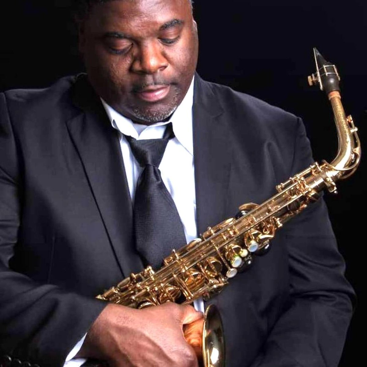 Ignatius Hines is returning to Beau Monde NEXT THURSDAY, 5/9 from 8-10pm for a live saxophone performance! Join us!
#beaumonde #livemusic #livejazz #atllivemusic #saxophone #cigarbar #atlcigars #johnscreek #alpharetta