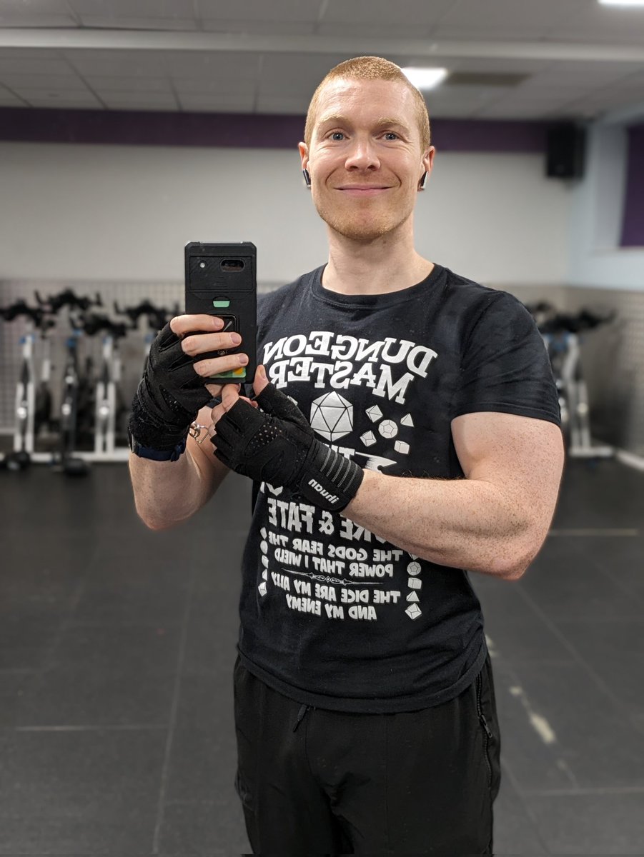 He's in the gym late, gang. And he is in the nerdiest shirt he owns!! #gym