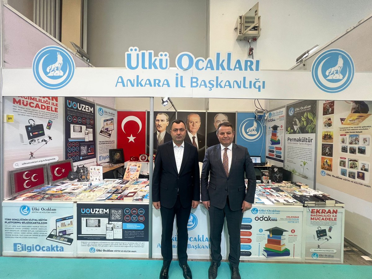 ATO CONGRESIUM'da gerçekleştirilen 20. Ankara Kitap Fuarı'nda Ülkü Ocakları Ankara İl Başkanımız Sayın Ömer Şanlı ile bir araya gelerek ziyarette bulunduk. Tüm ankaralıları kitap fuarına, Ülkü Ocaklarımızın standına davet ediyorum. @omersanli04