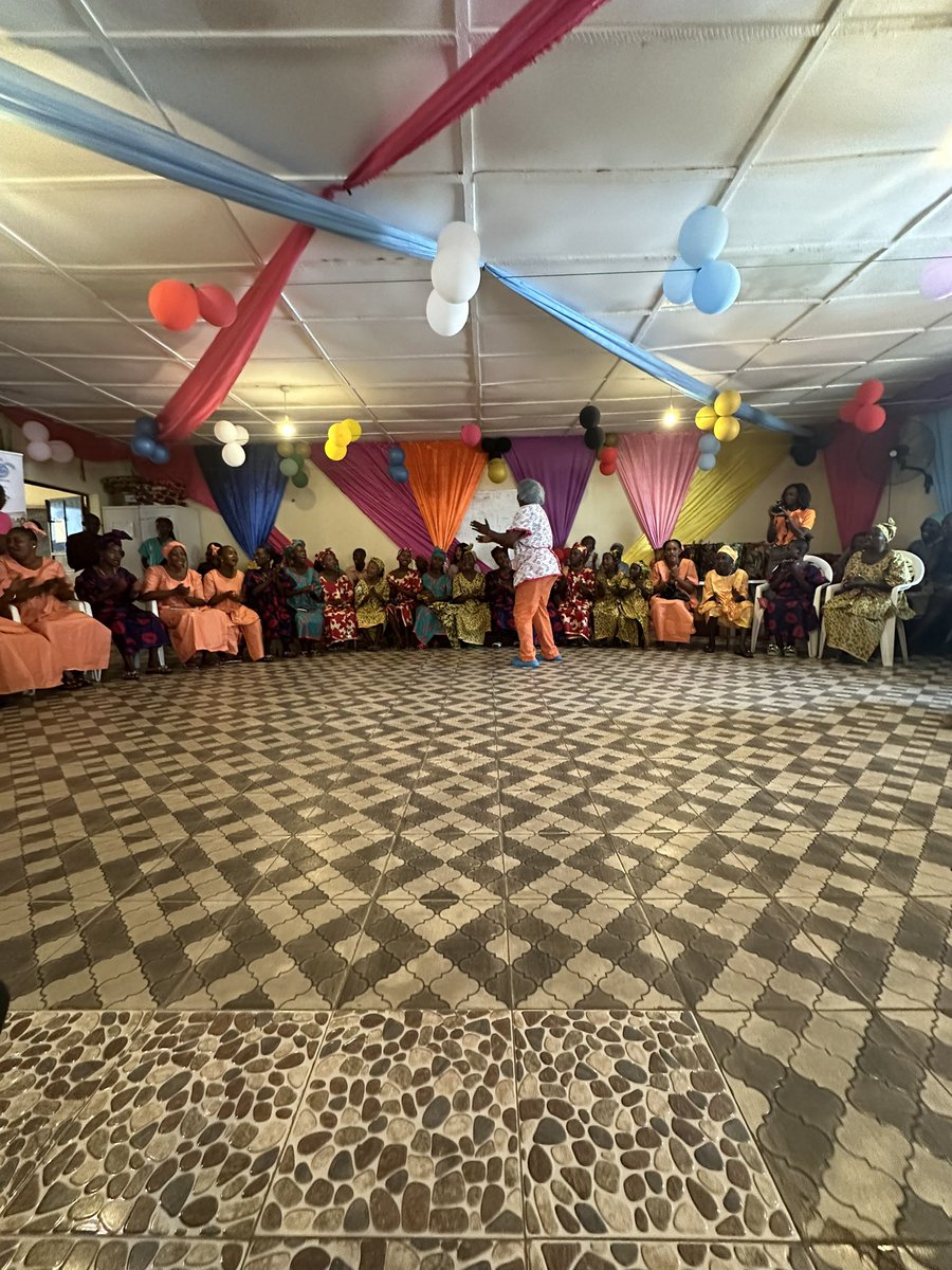 A moving experience to participate in the gladi gladi graduation ceremony at the @AbWomensCentre in #SierraLeone . Iceland has been partner through @UNFPASierraleon for the past five years where #fistula survivors get treatment