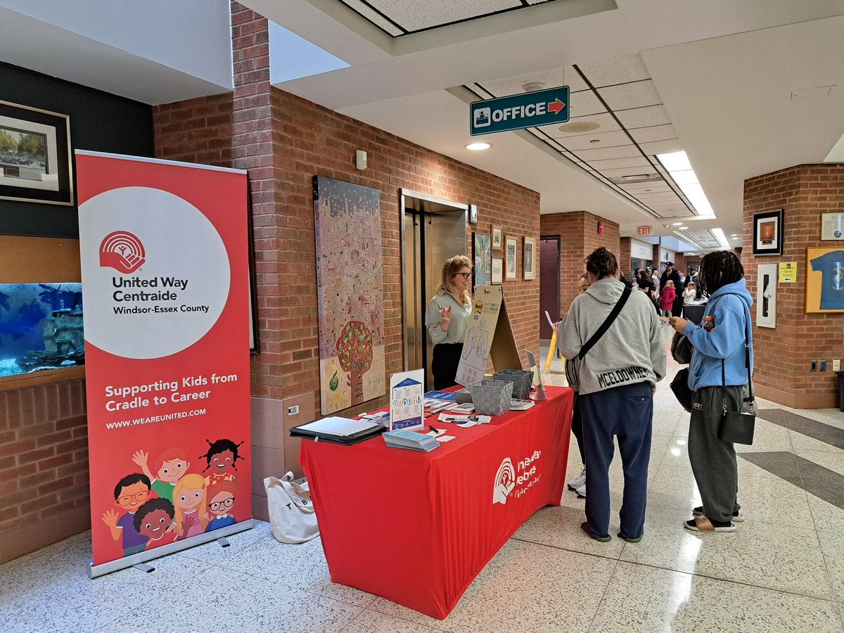UnitedWayWECK's tweet photo. Our team was excited to connect with Brock parents &amp; students last week to talk abut the free school lunch program that we will soon be launching in two Sandwich area schools, next school year. Check out all the yummy lunch ideas that students and parents shared with us! #YQG https://t.co/lwcI1YToWU