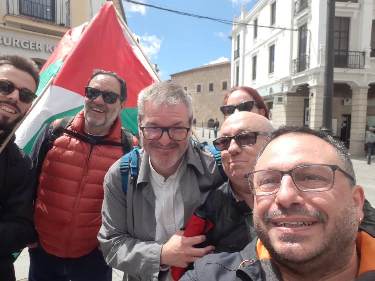 Francis Reina tweet media