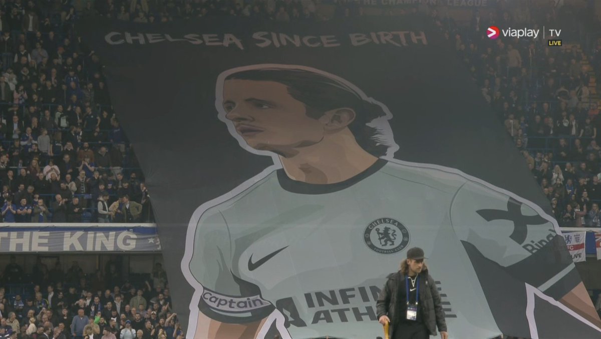 📸 - Chelsea fans have made a banner for Conor Gallagher ahead of kick off.