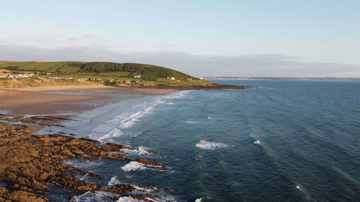 Due to its excellent surf, beautiful scenery and vibrant village feel, Croyde Bay is a wonderful place to visit if you’re interested in watersports, particularly surfing 🏄 Discover Croyde 🔗 bit.ly/416aTEA