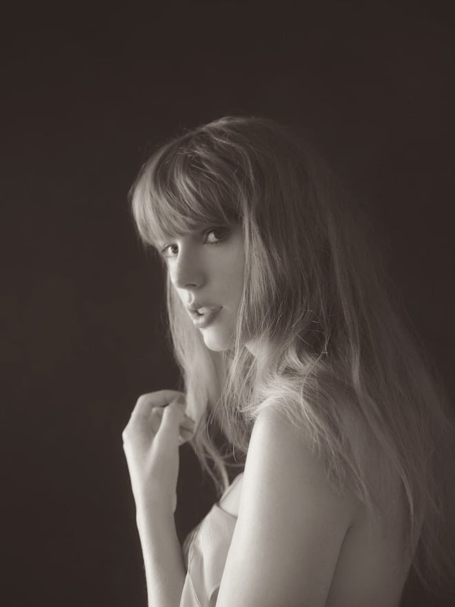 Taylor Swift vuelve a batir records con el lanzamiento de su último álbum 'The Tortured Poets Department' bit.ly/3Wkwadq