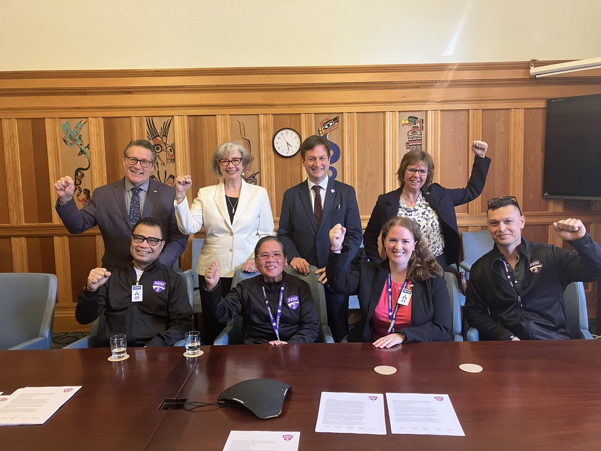 It was so great to meet with members of the @seiulocal2can alongside @MikeStarchuk, @Rob_Fleming and @s_malcolmson to talk about the important work they do for our healthcare system and across the province.