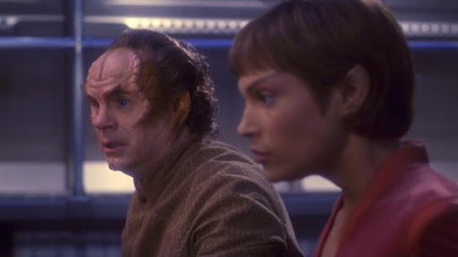Hello @AkivaGoldsman & @Alex_Kurtzman! Just wanted to say that Phlox & T’Pol are wonderful characters who make a lot of sense for an appearance in #StarTrekStrangeNewWorlds.

Oh the conversations Spock & T’Pol could have. M’Benga & Phlox discussing ethics by the apothecary. 🖖