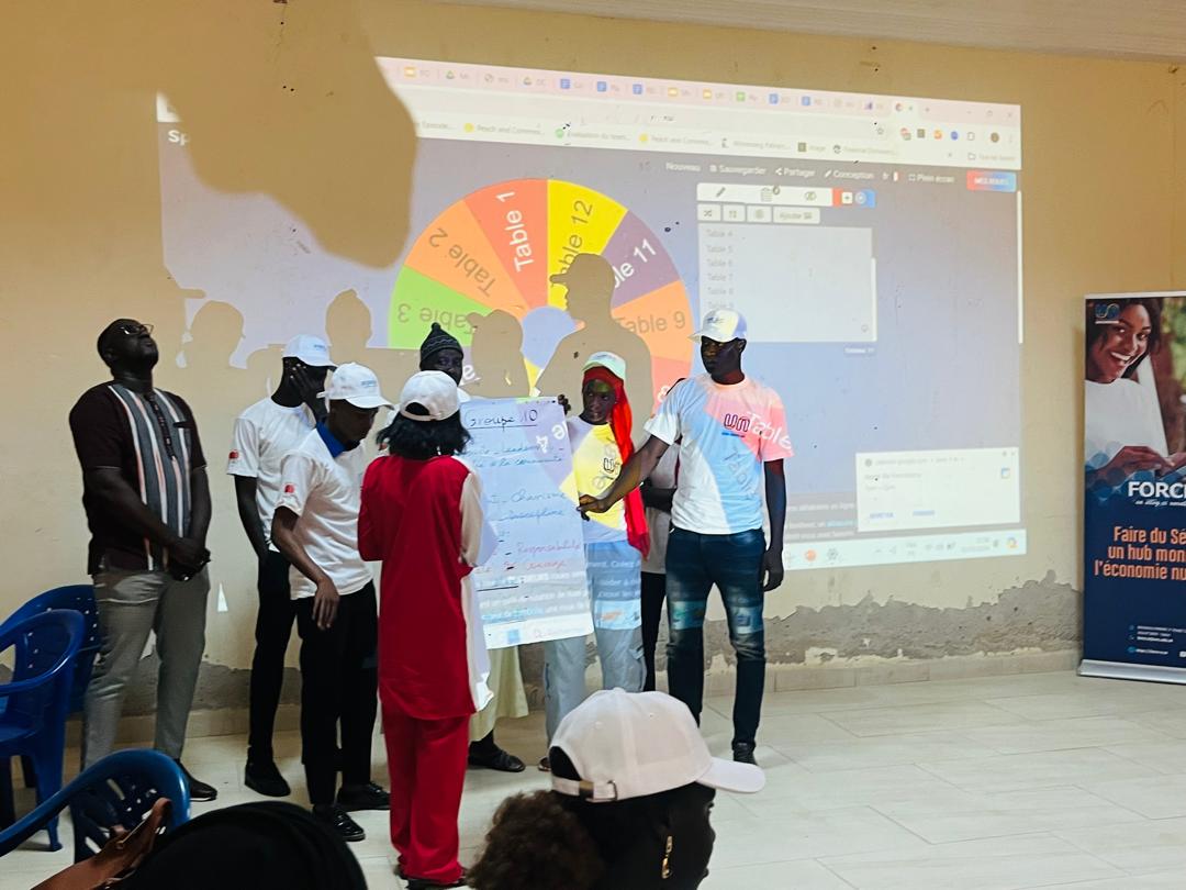 @forcensenegal a procédé ce jeudi 02 mai 2024 à Ziguinchor au lancement des bootcamps d'intégration, marquant ainsi la fin des activités du onboarding de la première cohorte du parcours.
#ForceN #unchk_sn #Formation #EmploiJeune #MastercardFoundation #TransfoNum #entrepreneuriat