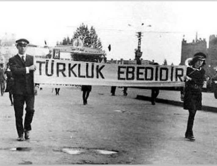 Taş kırılır, tunç erir ama Türklük ebedidir. #3MayısTürkçülerGünü kutlu olsun.