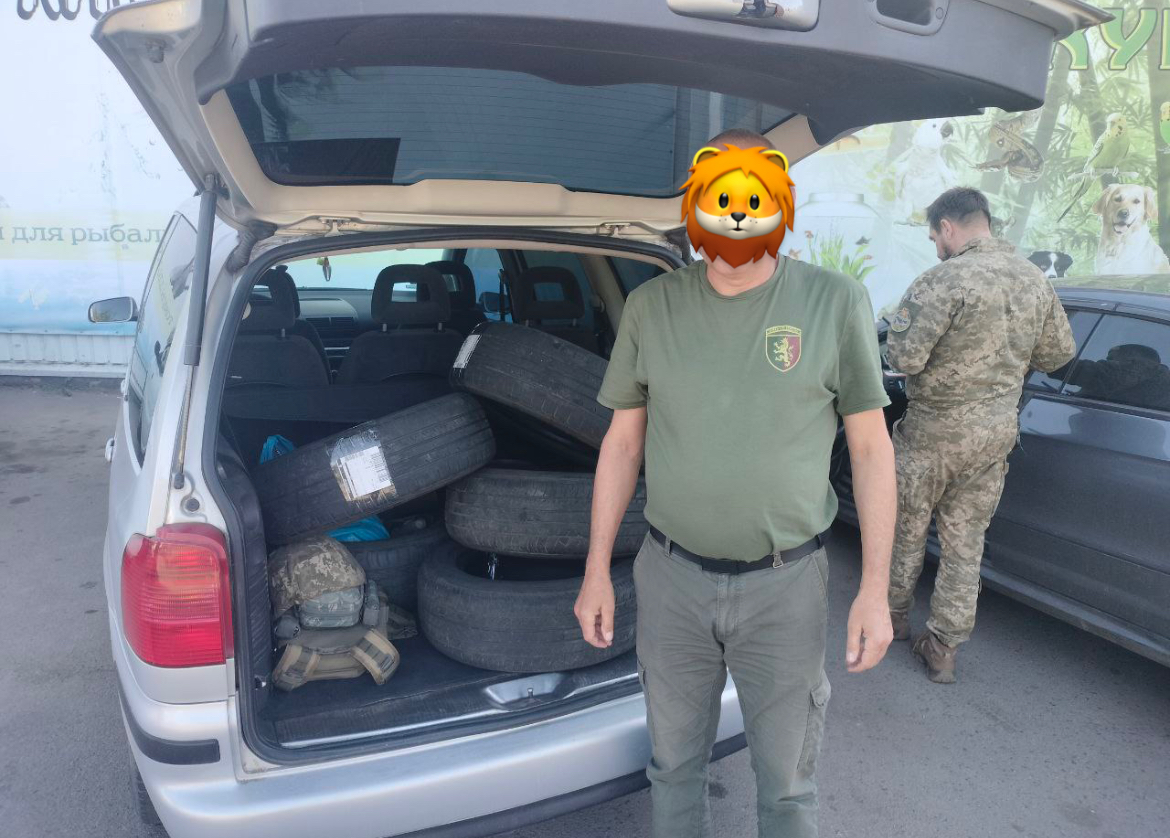 zampotech_ua's tweet photo. We continue to share with you 📷 of gratitude from the military personnel who received tires. This 📷 documentation represents only a small part of the #zampotech work. However, every thank you and assistance is priceless, so we will occasionally share such reports with you.#NAFO #WheelsofVictory #NAFOfellas #ArmUkraineNow