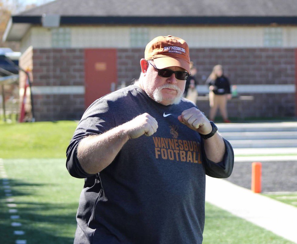 Happy Birthday to @BigPappy_WETSU1 Cheers to another year to the man who would do anything for the team and his O-Line. Good coach and better man