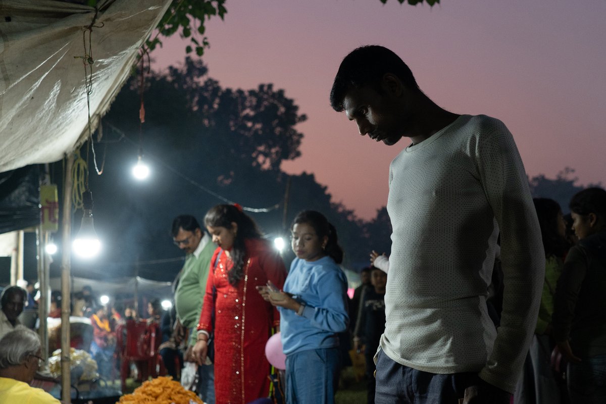 twilight

#photographers #photostory #sonyalpha #photography #ruralindia #gangarampur  #streetphotography