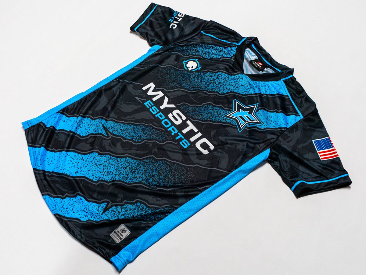 Who wants a free Mystic Jersey? 🤔 
#StayMystic