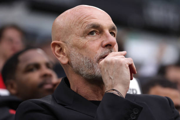 🗣️ Arrigo #Sacchi to @Gazzetta_it: 'Pioli deserves respect for what he gave and how he behaved. I have seen the names that are circulating, for which I have deep respect, but they would need to adapt everyone to Italian football, so why not keep Pioli?.'