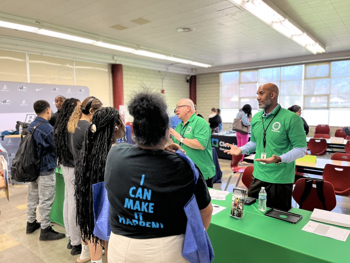 🎓 Excited to join forces with #BardHighSchool for their 2nd Annual Career Resource Fair! 🚀 @CleWPC is all set to empower the leaders of tomorrow. Let's make a difference together! #CareerResourceFair #EmpoweringFutureLeaders #JoinTheJourney 🌟