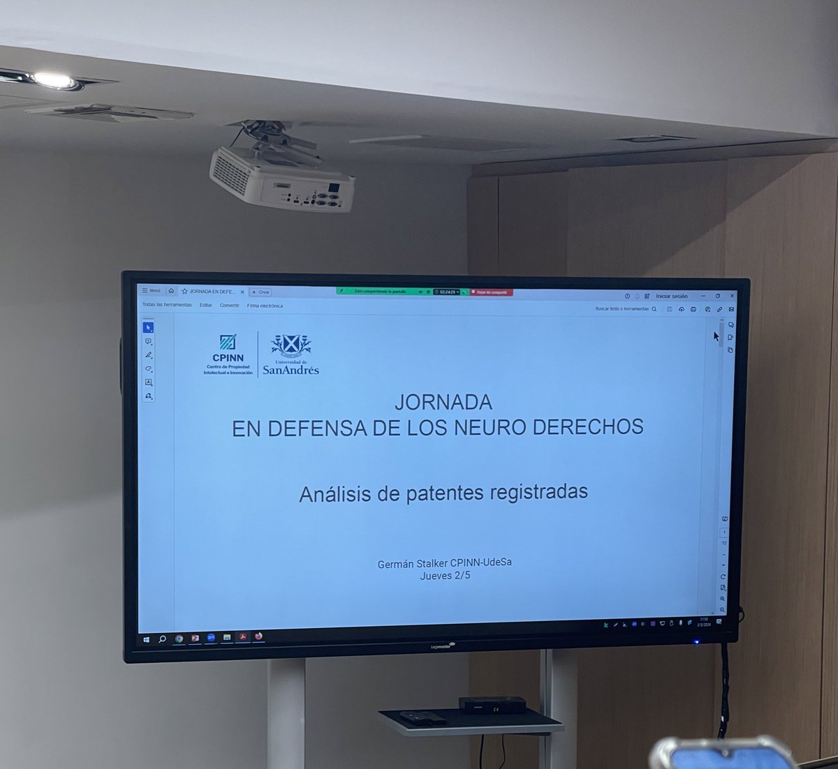 DaSilvaTabares's tweet photo. Jornada de  Neuroderechos en el derecho comparado (Argentina, Uruguay, Brasil, México y Chile). Excelente todo el contenido 😍

Cc:  @StalkerGer @whoisgallifrey @PaulaSiverino https://t.co/49uMZRJJZd