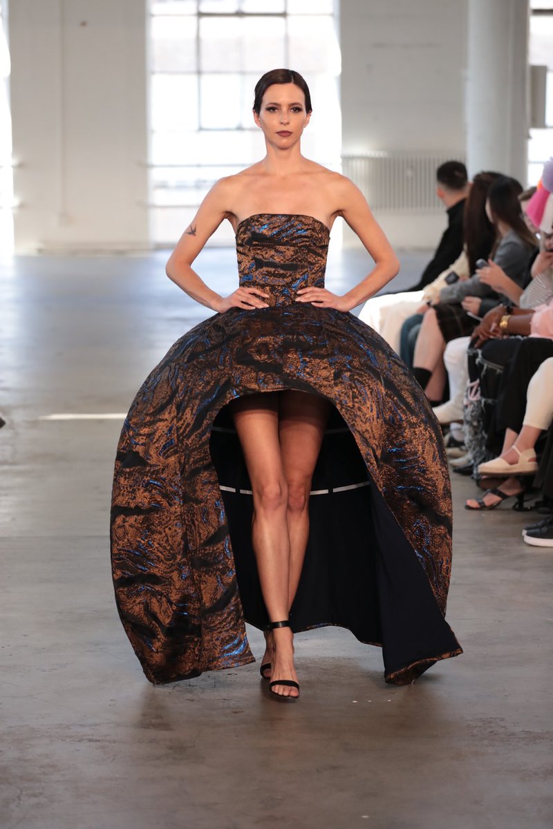 SentryxHQ's tweet image. FIDM DEBUT 2024 Collections 📸 In PHOTOS ➡️ Designer &amp;amp; @FIDM Advanced Fashion Design Program graduate Andrea Urdaneta Ranaldi ➡️ Collection Name: “Conclave” 📸: @_abimages @alexberliner #fidmdebut