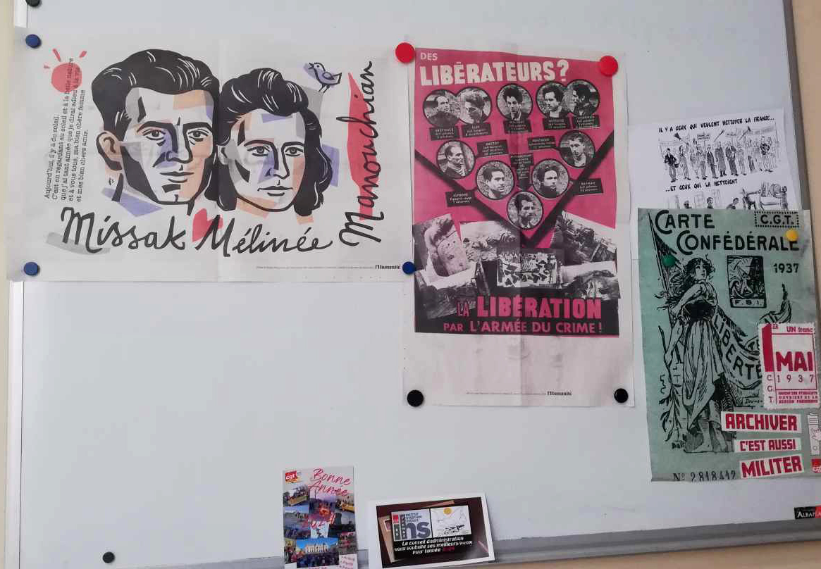 L'affiche des Manouchian dans le bureau de l'Institut d'Histoire sociale CGT 86, à côté de… l'Affiche rouge ! Elle ne pourra pas être en meilleure compagnie !

(Merci à Patrick Amand pour la photo)
