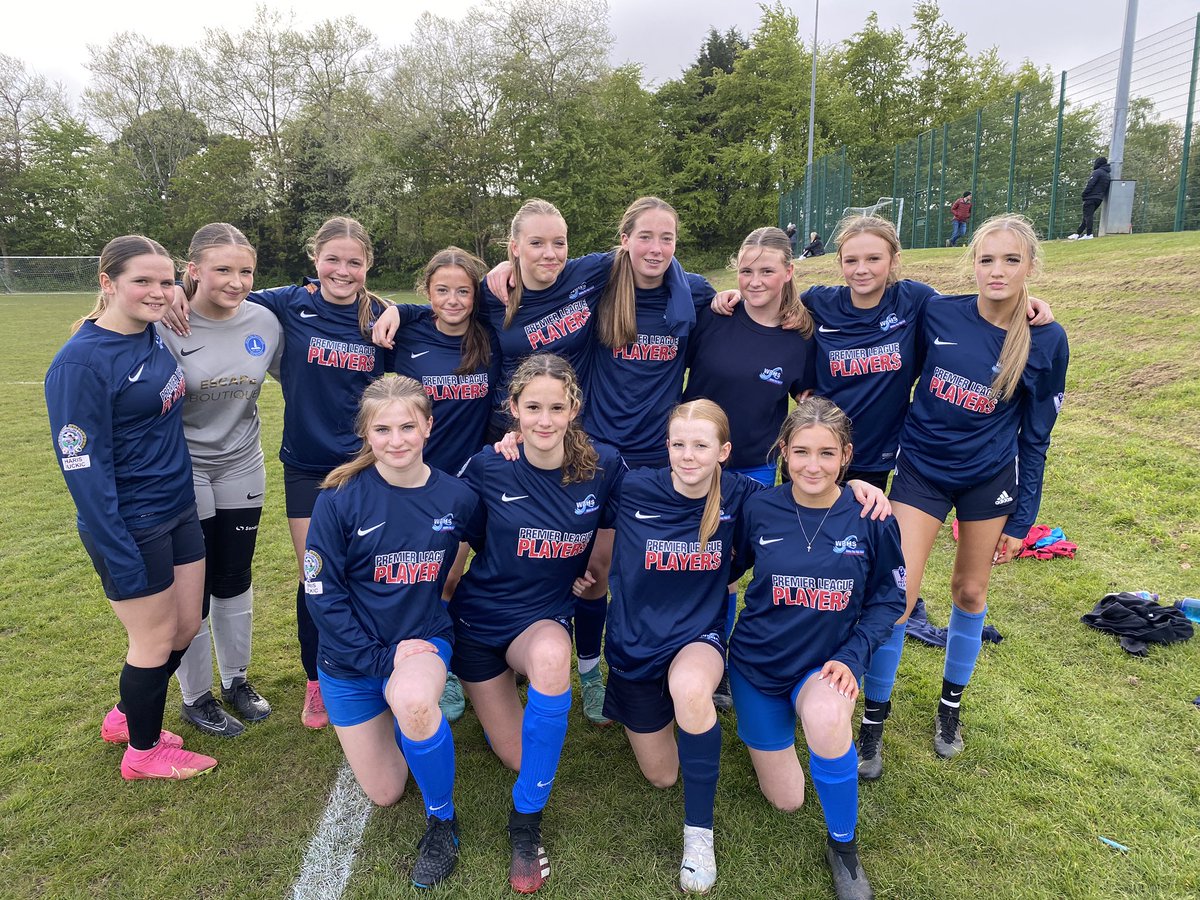 A hard fought game for our U15 girls tonight for the Merchant Navy Cup. The girls just missed out on the win, but displayed great resilience and teamwork throughout. Well done girls  a great comeback! 🥈⚽️