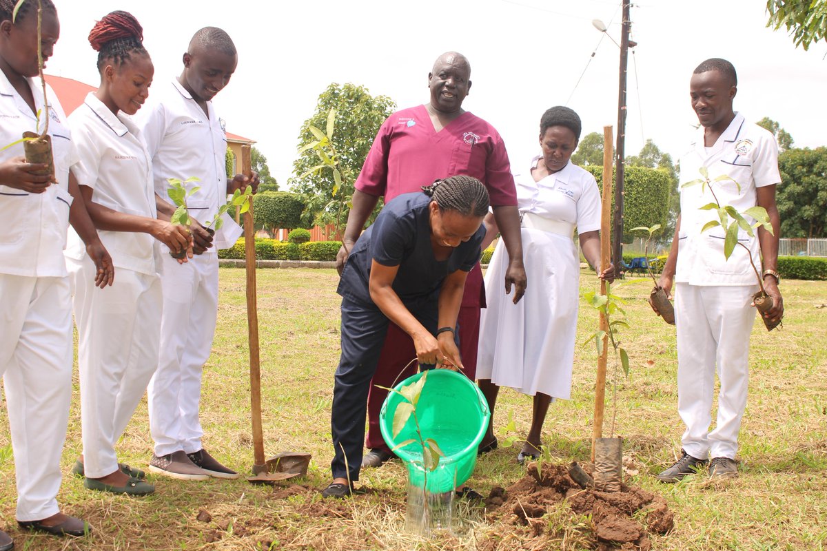 Ahead of International Day of the Midwife, Faculty staff & midwifery students have today planted trees at @LIRA_UNIVERSITY premises All this comes to serve as a powerful tribute to #IDM2024 theme: Midwives; a vital climate solution. @Seed_Global @UNFPA @unmc_ug @GiftMalunga3