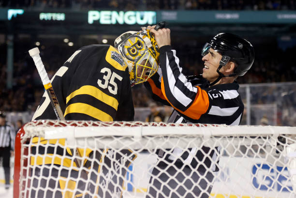 South Boston's own Chris Rooney will be working tonight's Game 6 between the Bruins and Maple Leafs with referee Dan O'Rourke. Ryan Daisy and Devin Berg will work the lines: scoutingtherefs.com/2024/05/45031/… #BOS #TOR #BOSvsTOR #NHLBruins #LeafsForever