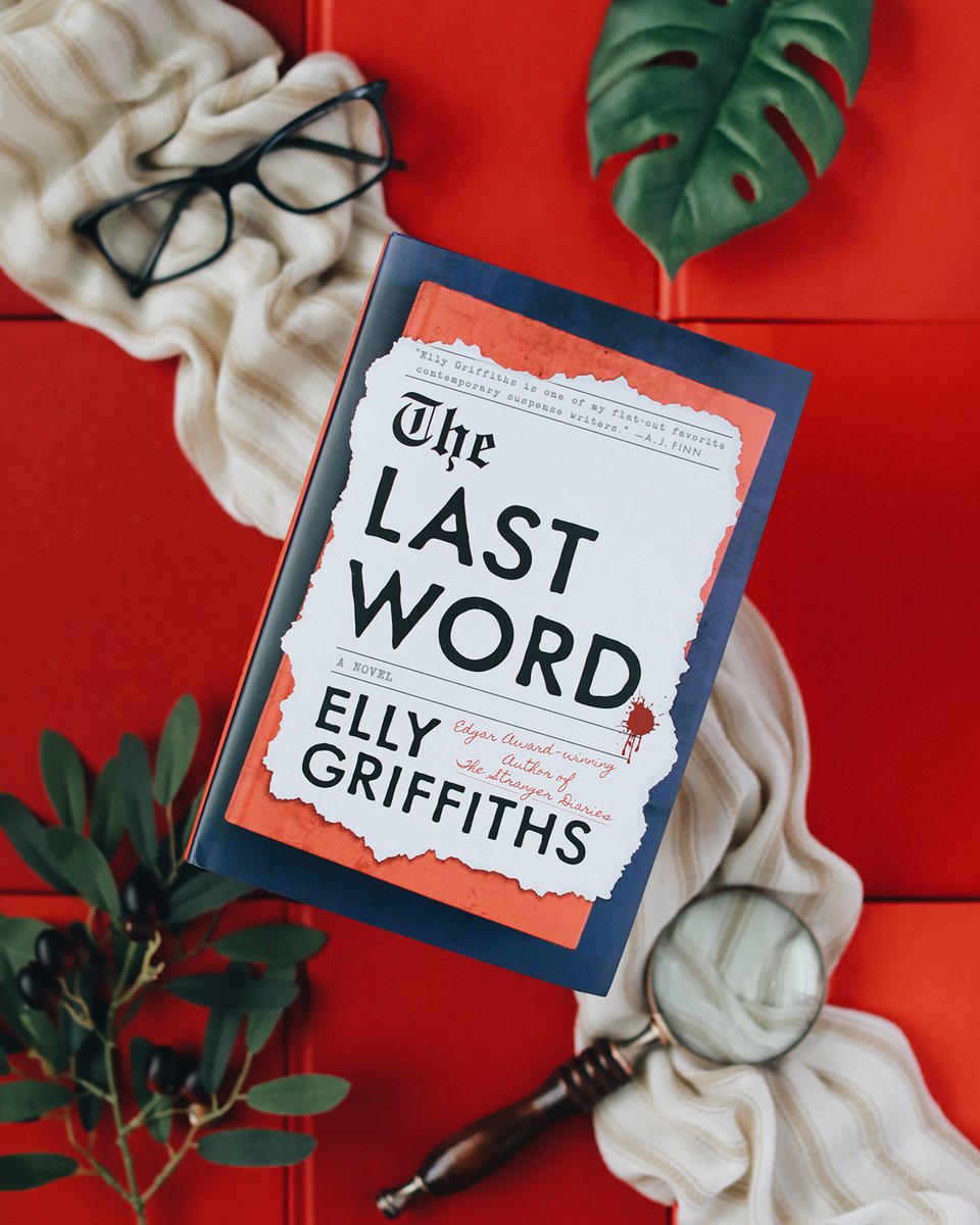 Deadly words, unlikely detectives, and a murdered obituary writer. The Last Word is the newest literary mystery from the bestselling author of the Ruth Galloway series, @ellygriffiths.🖋️🔍