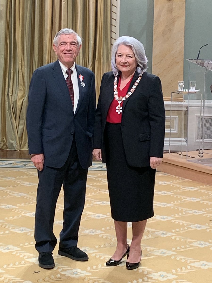 Also honoured at today’s Order of Canada ceremony: David Zussman, cited as a leading national authority in public service management and policy. He is the father of ⁦@GlobalBC⁩ legislative reporter ⁦@richardzussman⁩ #bcpoli