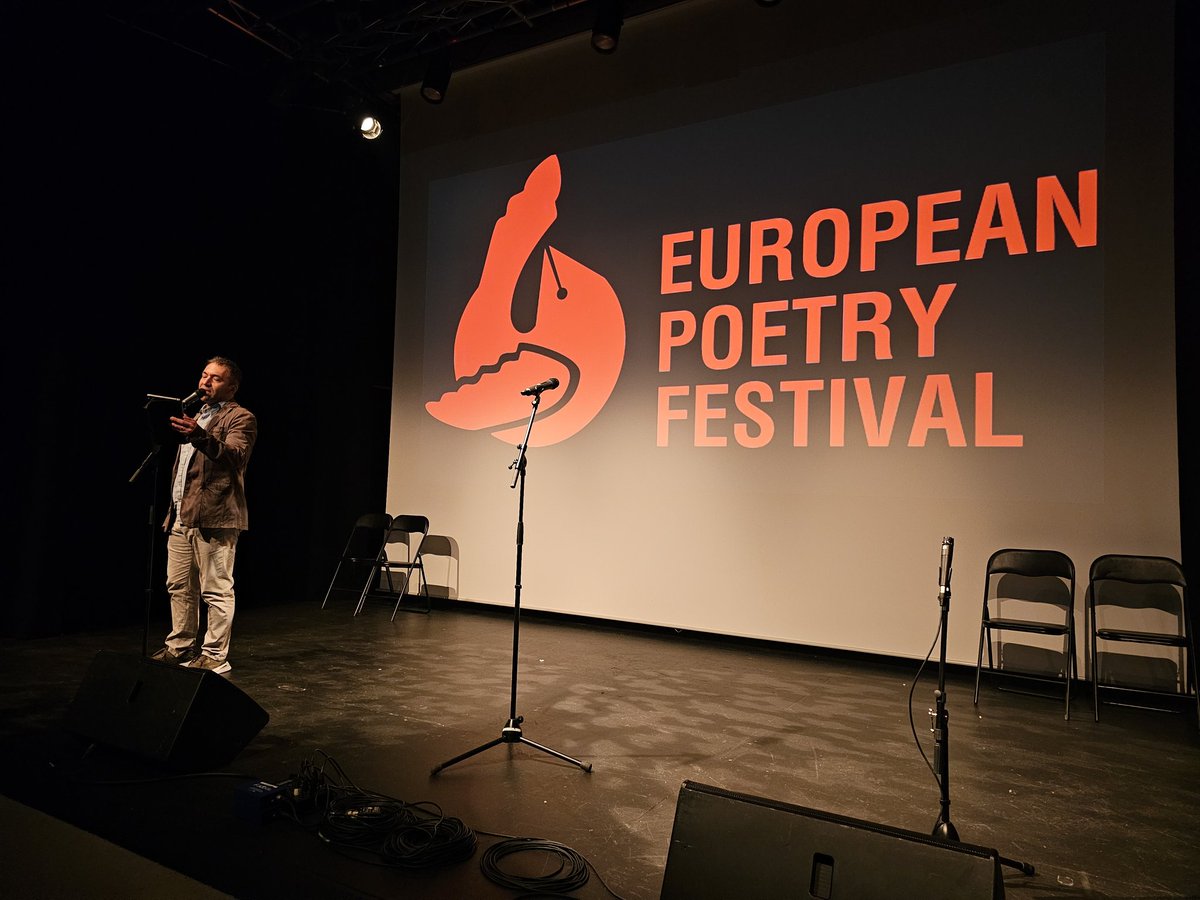 Is there a chance (or are there any chances) that @c_makris will read this Xeet live @europepoetfest as I am performating with @stevenjfowler? #xhance
