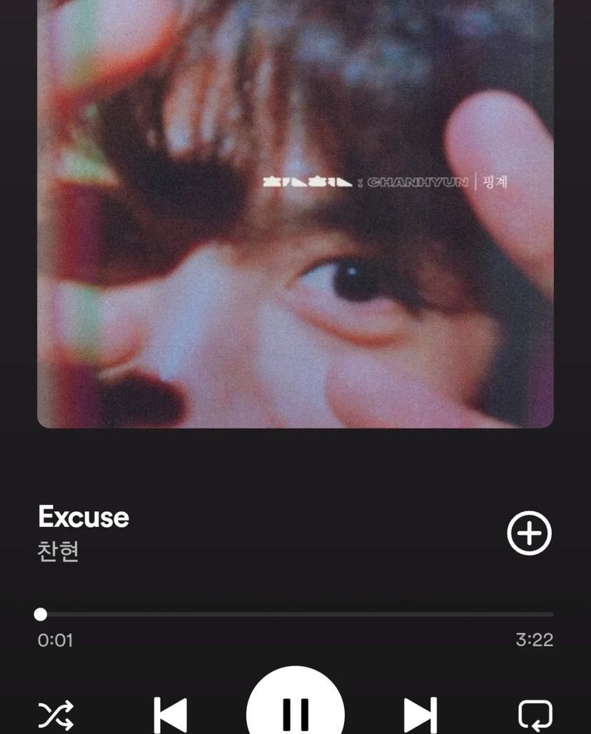 SOOBINSODE's tweet photo. I have a lot of photos in my gallery, but these are my chosen photos. Also, the song that I’ve been listening during the month. How was your April? https://t.co/X1TAPrTPbQ