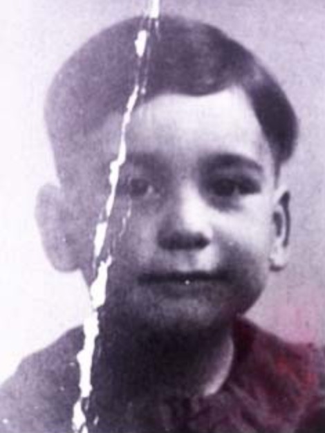 2 May 1935 | A French Jewish boy, Andre Benguigui, was born in Oran in Algieria. He arrived at #Auschwitz on 25 June 1943 in a transport ot 1,018 Jews deported from Drancy. He was among 418 people murdered in a gas chamber after the selection.
