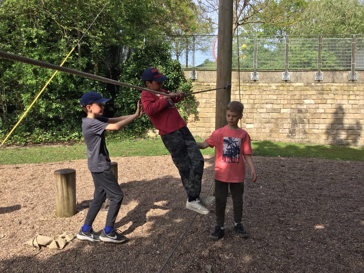 Year 4 have demonstrated some excellent teamwork skills in their activities