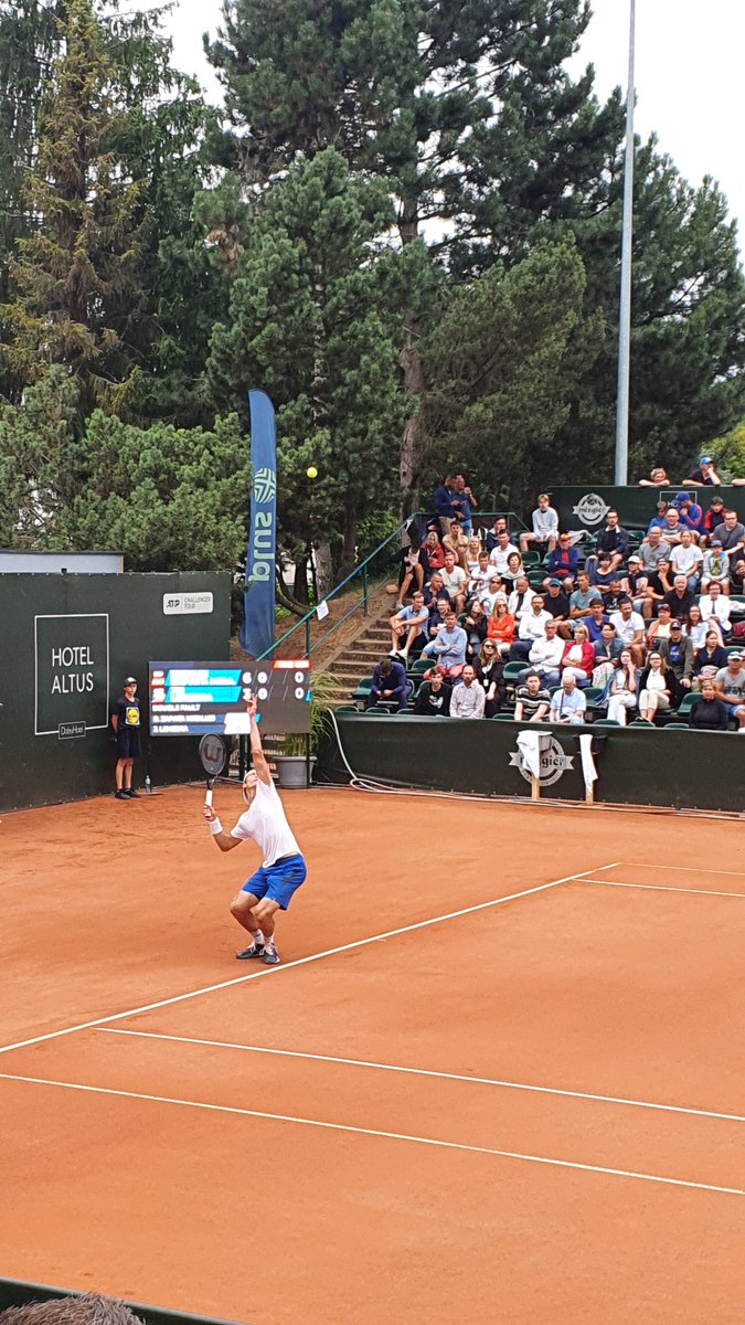 Jiri Lehecka podczas finału Poznań Open w 2021 roku. Zrobił wtedy na mnie ogromne wrażenie, bo choć dość wyraźnie przegrał z Barnabe Zapatą Mirallesem, to pokazywał naprawdę ciekawy tenis. Jutro gra swój pierwszy półfinał ATP 1000, kciuki będą trzymane 😊
