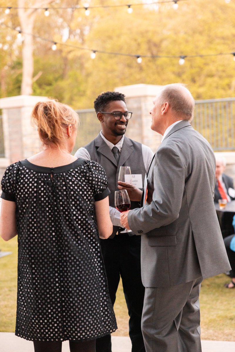 What a special Ut Prosim Weekend! It was a joy to highlight how far the @virginia_tech has come, the ambitious path we are on, and the people who make it possible. 🧡 About Ut Prosim Society: give.vt.edu/giving-societi…