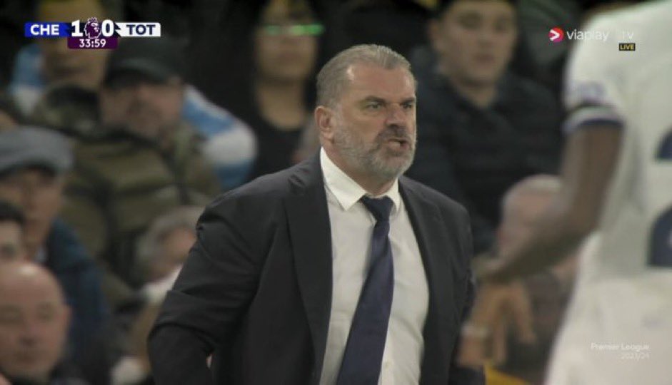 Postecoglou absolutely furious, screaming at his players.

@CDEccleshare