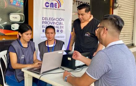 ¡PILAS CON LOS CAMBIOS DE DOMICILIO ELECTORAL LLAMINGADA! 

🔴El @consejonacionalelectoral informa que para poder votar en las elecciones presidenciales 2025 más cerca de tu house, tienes hasta el 11 de mayo. 

Puedes hacerlo en las 24 delegaciones provinciales, oficinas