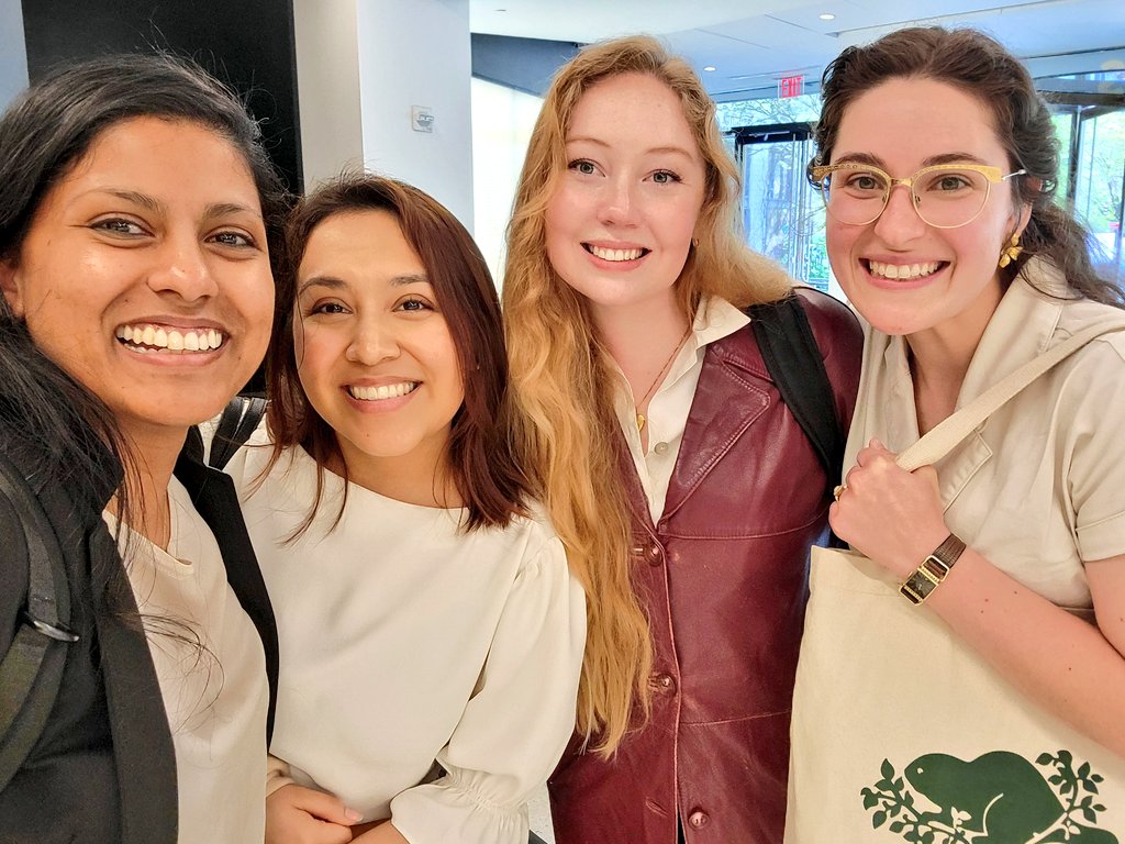 .@PaceEnviroLaw Society students, Natalie Lara, Sara Cody & Sophie Bacas, sharing their vision to electrify the Metro North shuttle @HaubLawatPace, go #plasticfree on campus & support university-wide composting on The Front Yard @LubinBSchool's forthcoming podcast! 💚 #PaceProud