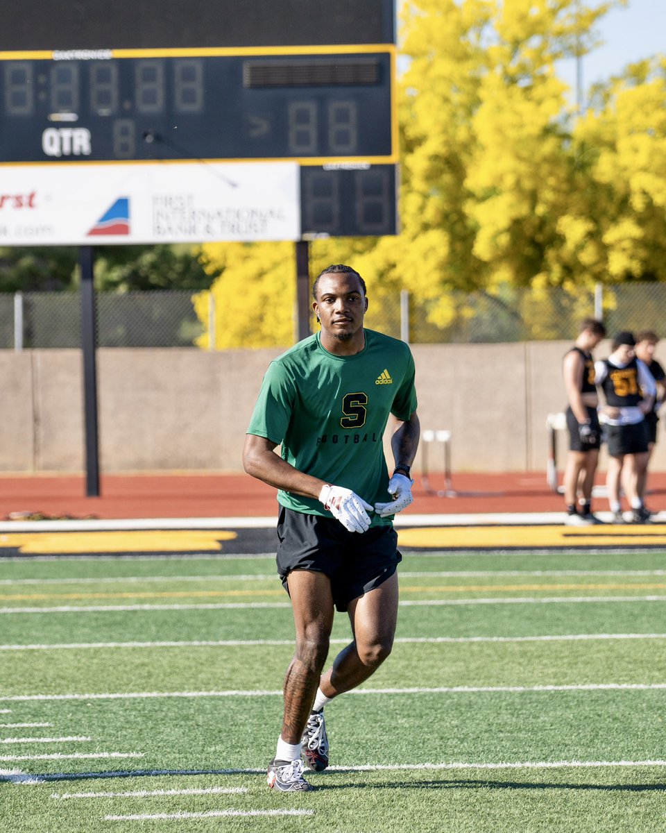 PeteKnow tweet media