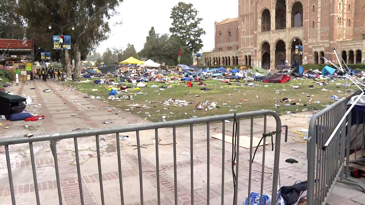 This is the area cleared out last night on @UCLA's campus after the pro-#Hamas protesters would not disperse. The level of disrespect these protesters have shown one of the most esteemed educational institutions in the world is reprehensible. This is absolutely unforgivable.