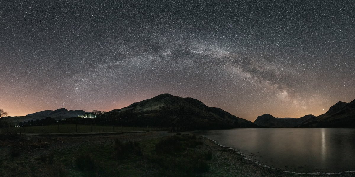 I captured this Milky Way panorama from Buttermere, heart of the English #LakeDistrict in the early hours.