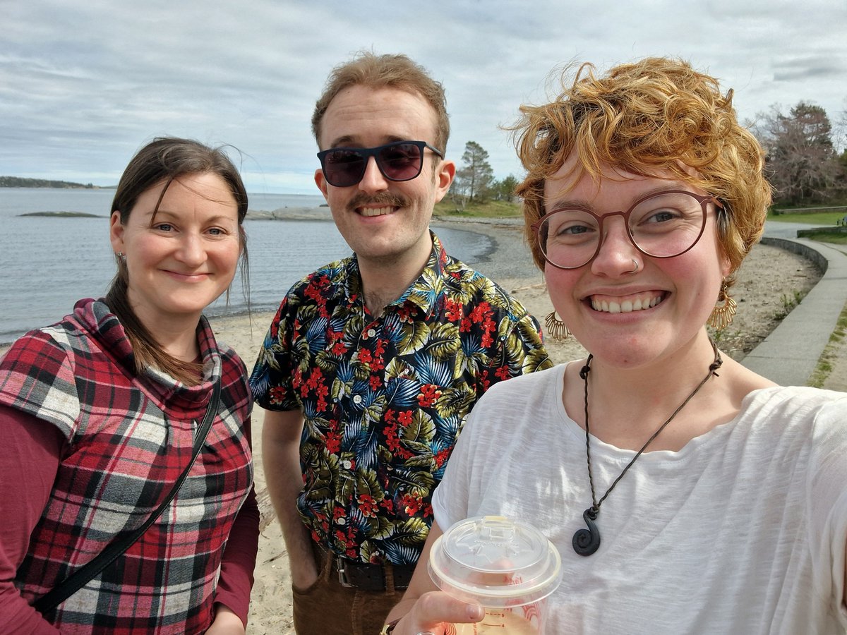 Lottie is here from the UK! Starting the tour with a wander around Point Pleasant Park.