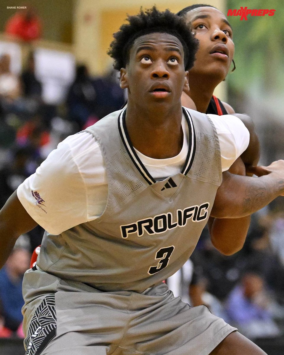 Which club teams are the top basketball prospects in the Class of 2025 playing for? 🏀 Story ⬇️ maxpreps.com/news/nvGlCCXR_…