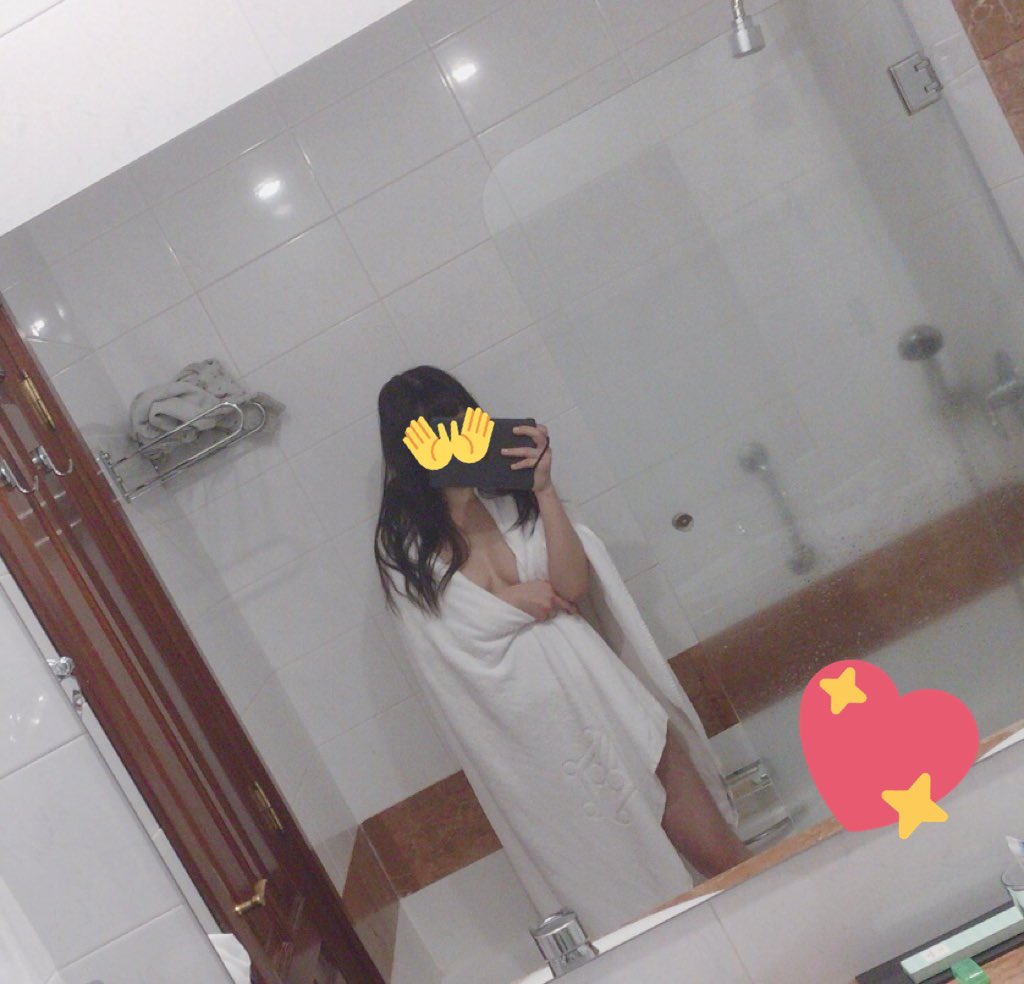 動画送る💓
みたい人フォローと↻♡で教えてください！

#裏アカ女子