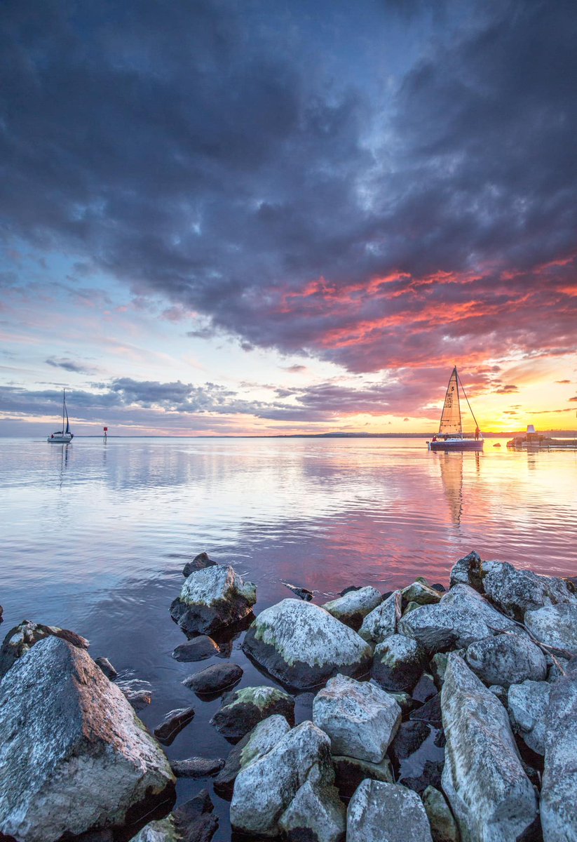 Chasing sunsets over the serene waters of Lough Neagh. Every evening paints a new masterpiece in the sky. 🌅😍 
 
📸 Credit to @sixmileimages for this beautiful shot!
__________________
Tag us in your captures using #VisitArmagh

#DiscoverNI #TourismIreland