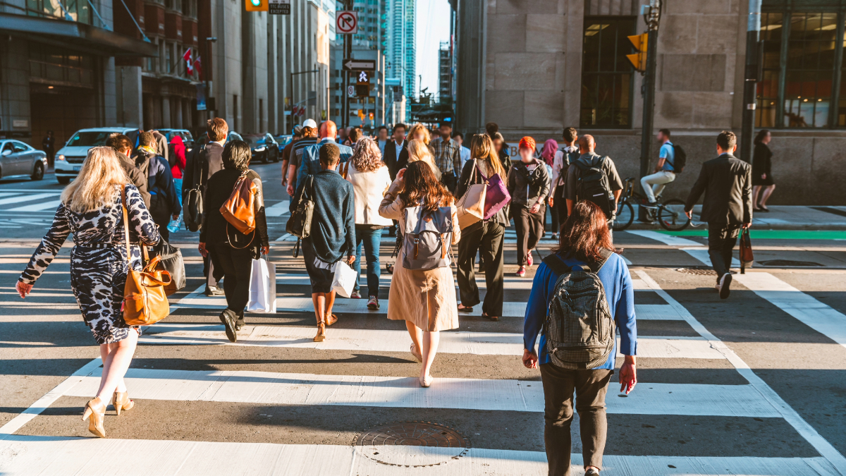 New CDC report shows emergency department visits for traffic-related pedestrian injuries were more common among people from racial & ethnic minority groups, people between the ages of 15–24, & males. These injuries are preventable. Read the report: bit.ly/mm7317a1