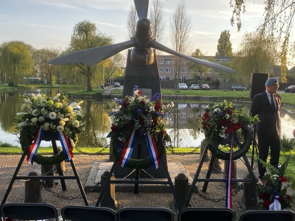 Zaterdag 4 mei om 19.30 uur herdenking bij De Propeller aan de Schweitzerstraat. U bent toch ook 2 minuten stil?