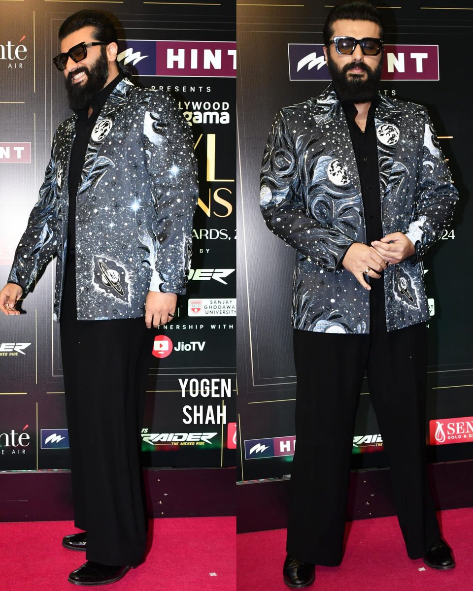#arjunkapoor at The red carpet of the Bollywood Hungama Style Icons awards 2024
#yogenshah