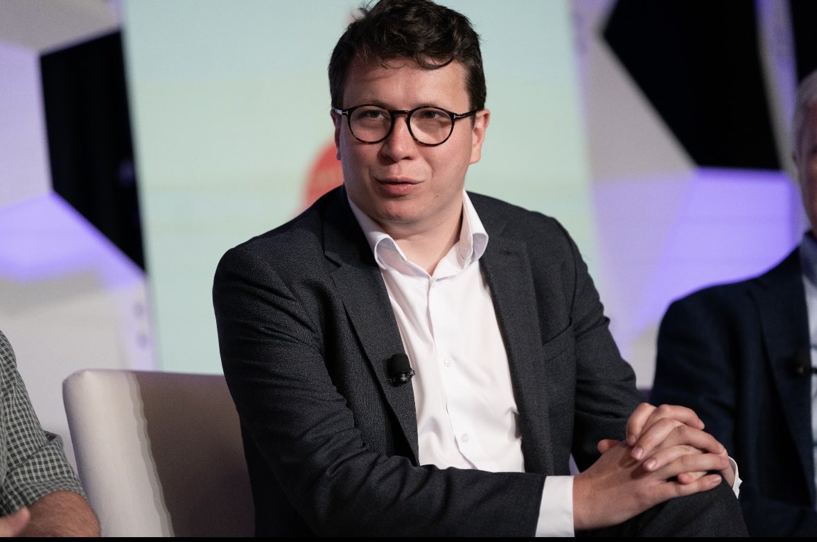 jamesjohnson252's tweet photo. It was great to appear last month on a panel with other political consultants at @theaapc’s annual #Pollies24 to discuss J.L. Partners’ unique 🇺🇸 methodology and how we moved from the UK polling market to the US one

Chaired by @mshields007 https://t.co/Ws9Wd8oFfW