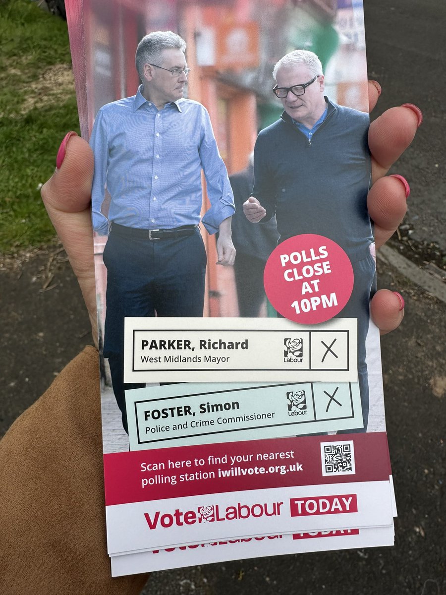 We are out door knocking for a final push to get the vote out for @RichParkerLab and @SimonFosterPCC for our Labour Party candidates. You can still vote until 10pm. Don’t forget to take your ID. Much appreciated. #VoteLabour 🌹